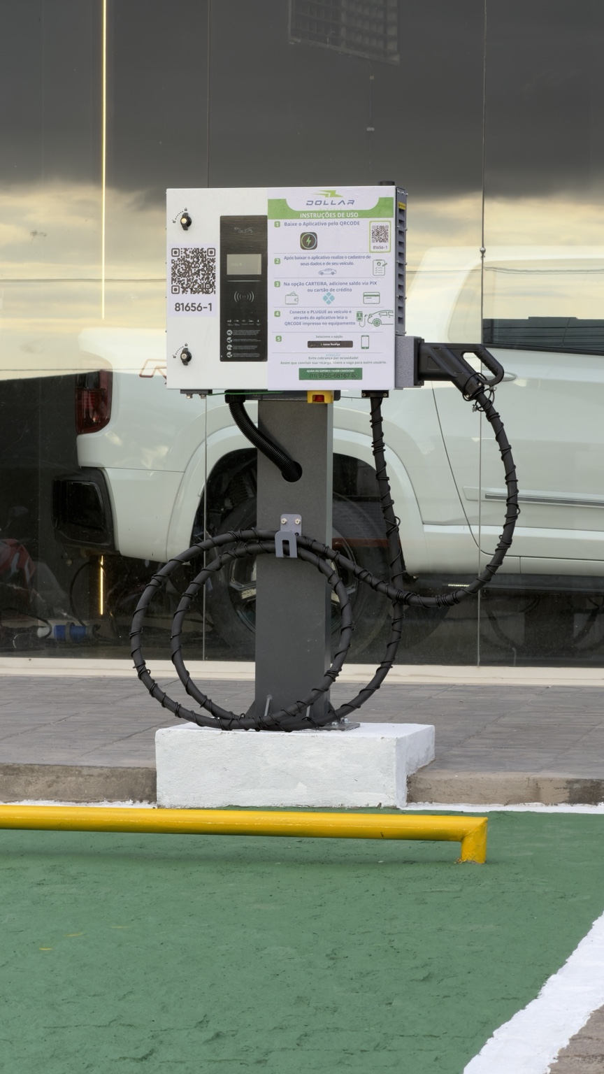 Carregador EcoVolty instalado em condomínio